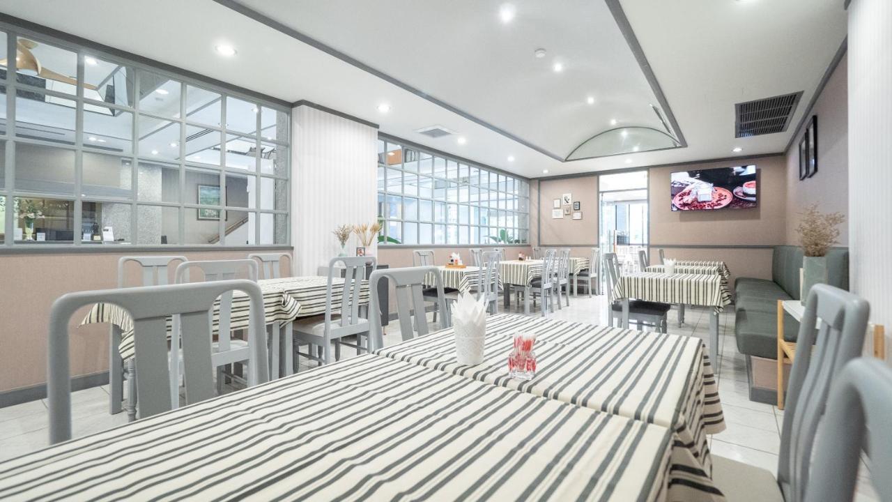 Apartahotel Yellow Ribbon Hills Boutique