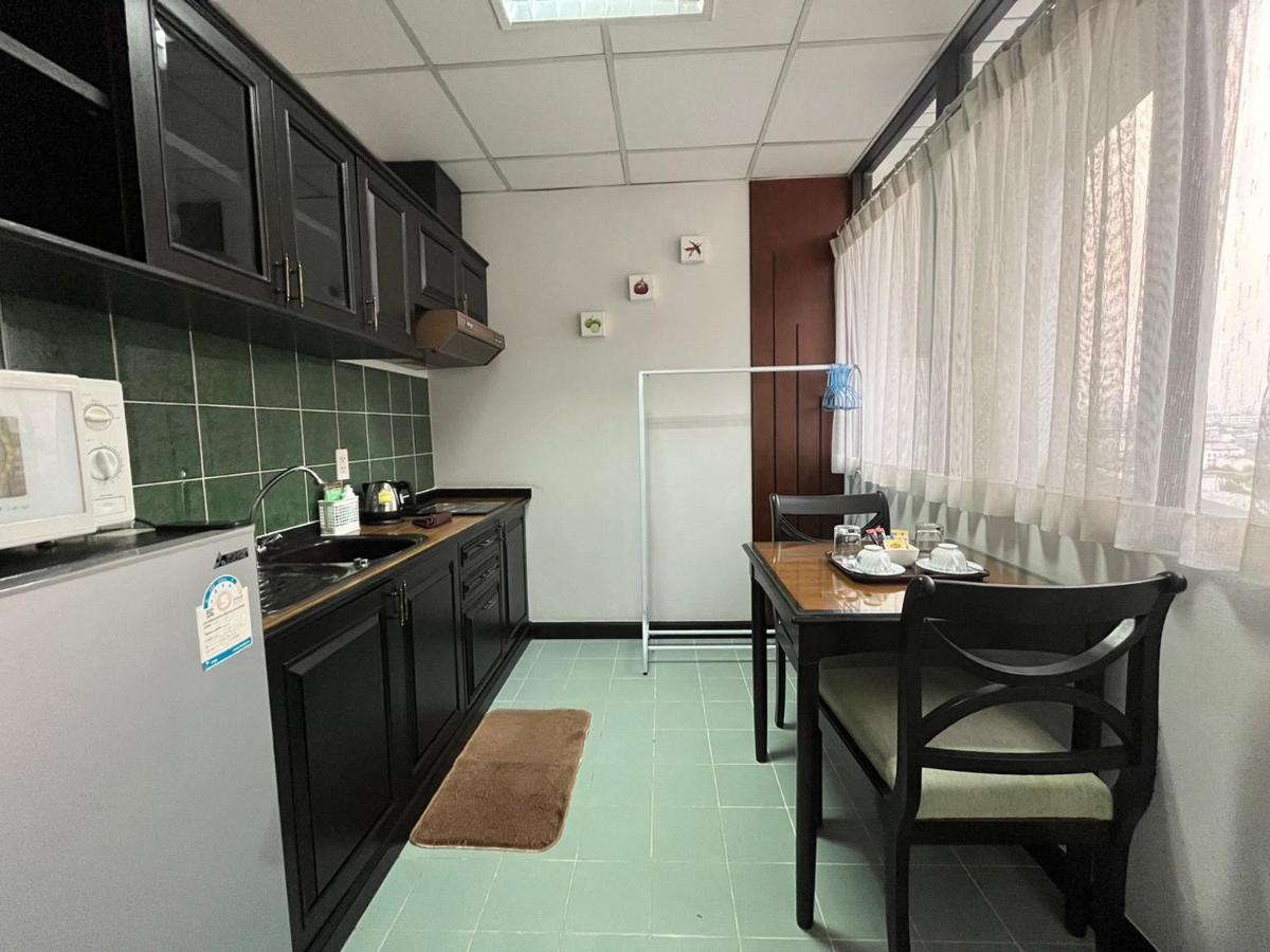 Yellow Ribbon Hills Boutique Apartahotel 3*