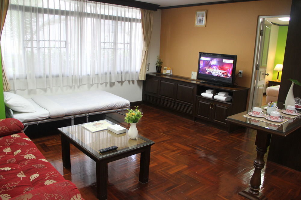 Apartahotel Yellow Ribbon Hills Boutique 3*