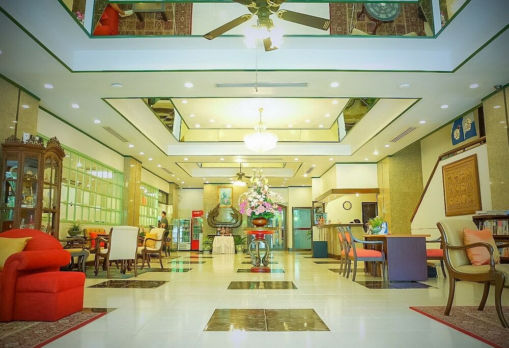 Yellow Ribbon Hills Boutique Apartahotel